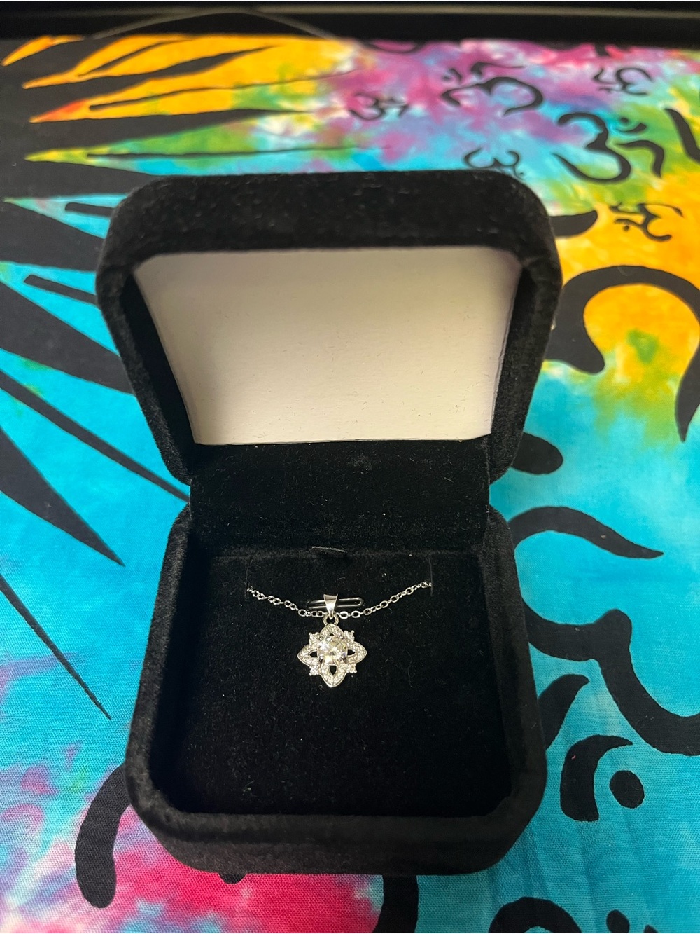 Sterling Silver Moissanite Clover Necklace Approx. 0.93 CTW
